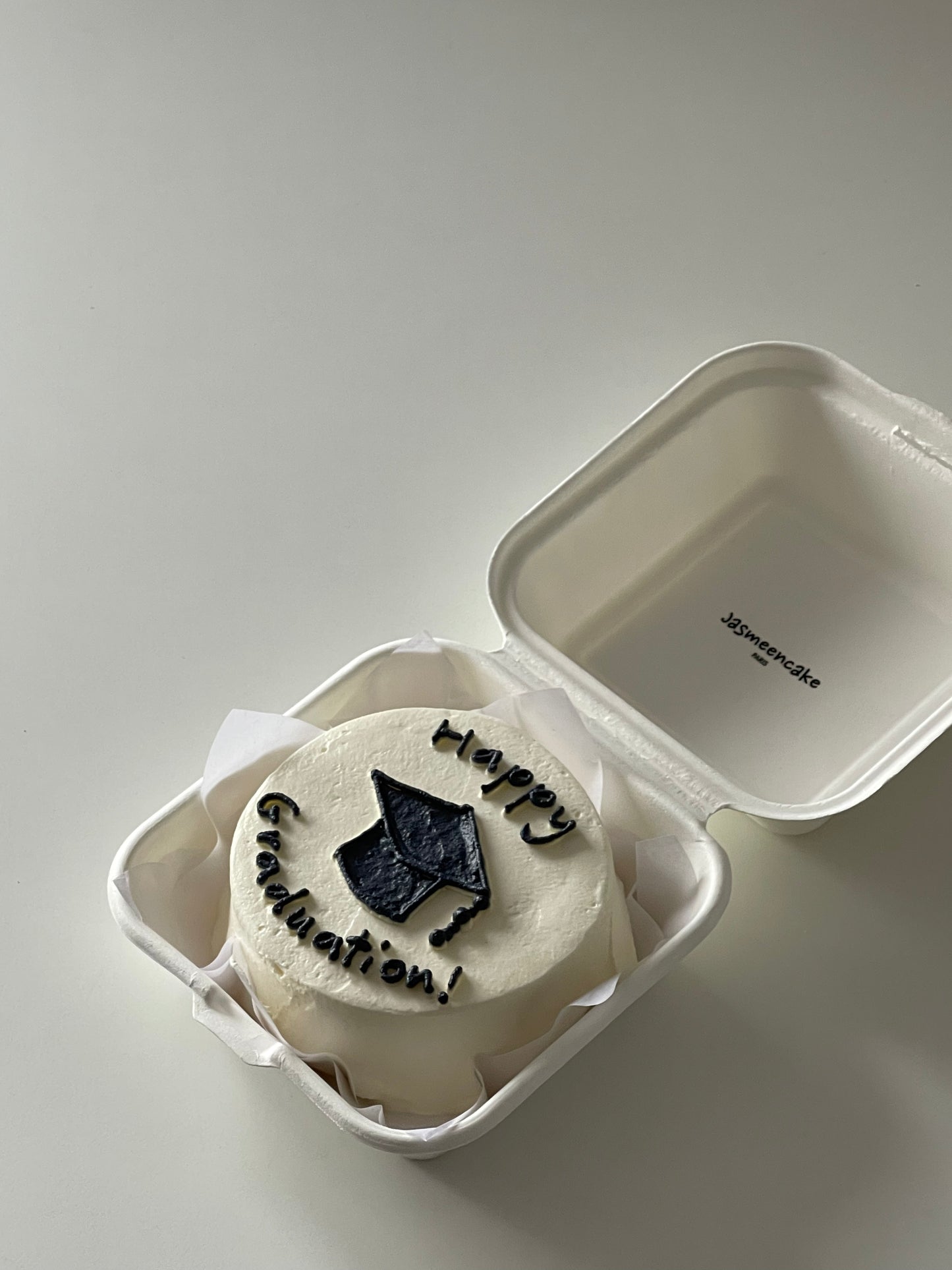 Graduation cake